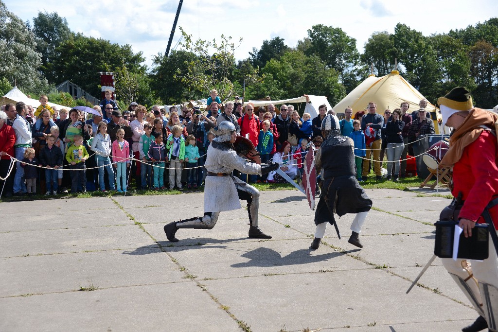 ../Images/Belegering van Teylingen 2014 079.jpg